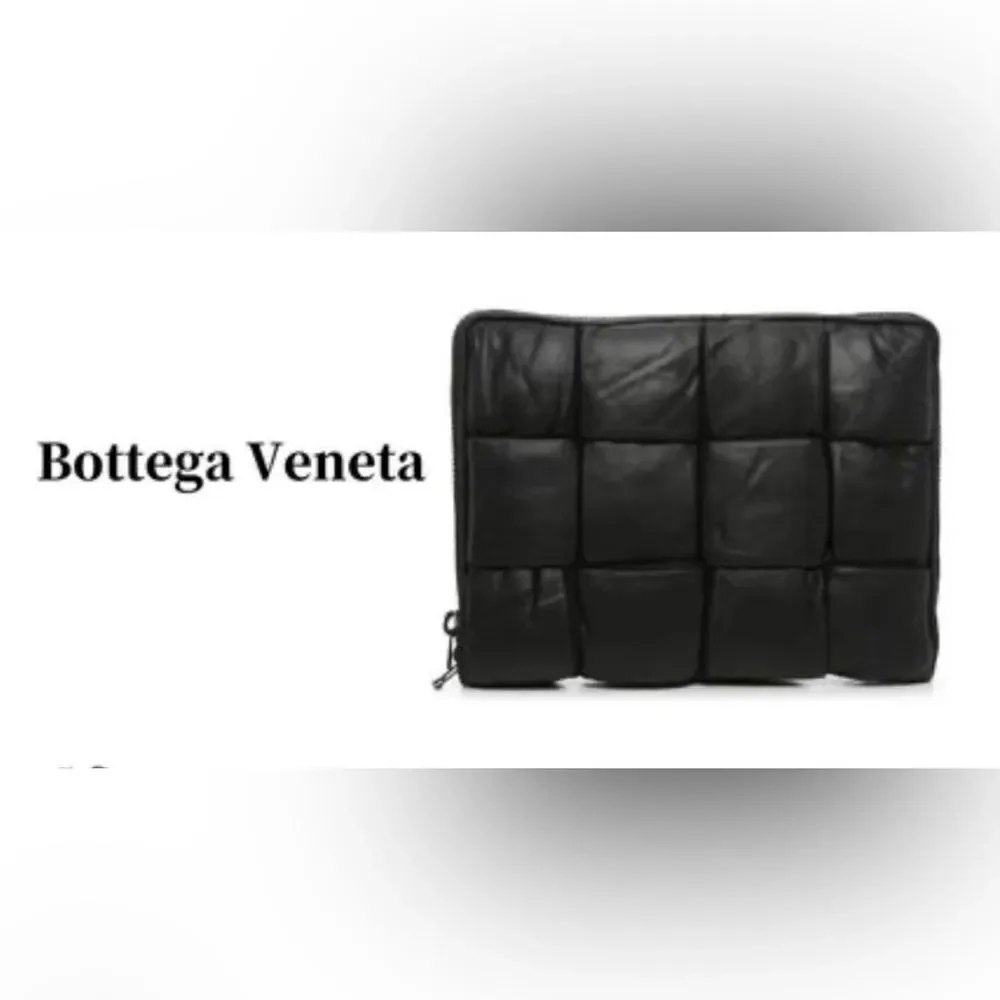 Bottega Veneta black padded woven leather zipper document laptop case New Unisex